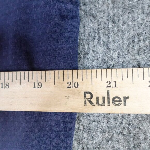 University of Michigan T-shirt Medium Blue Nike Curved Hem Dri-Fit - Picture 8 of 8